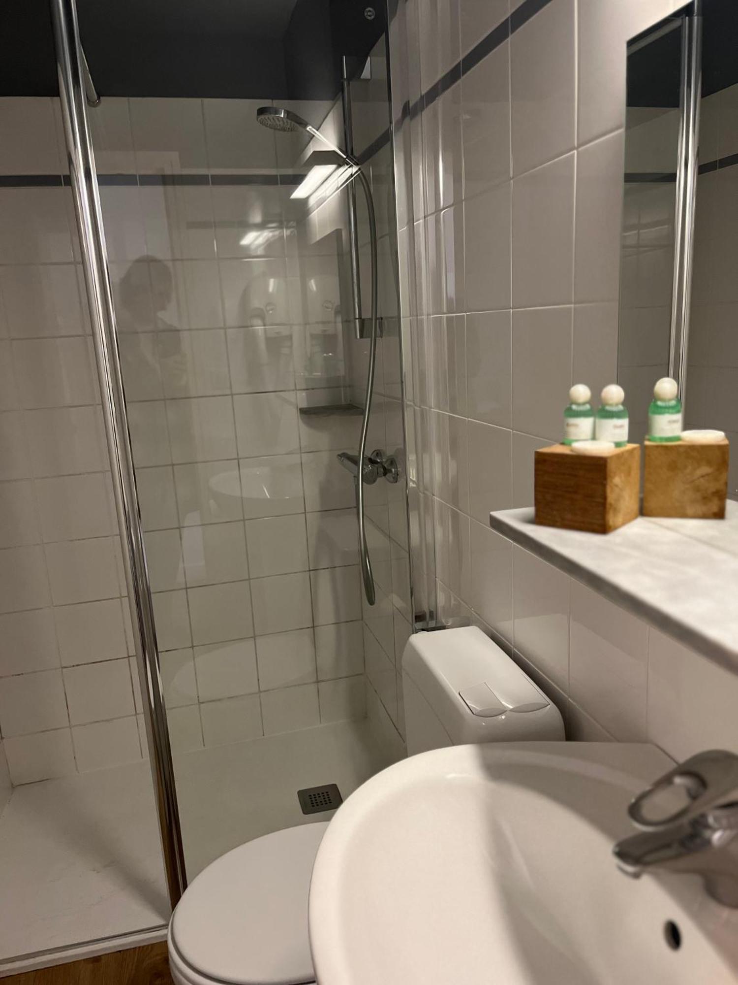 Le Temeraire Hotel Charolles Eksteriør billede