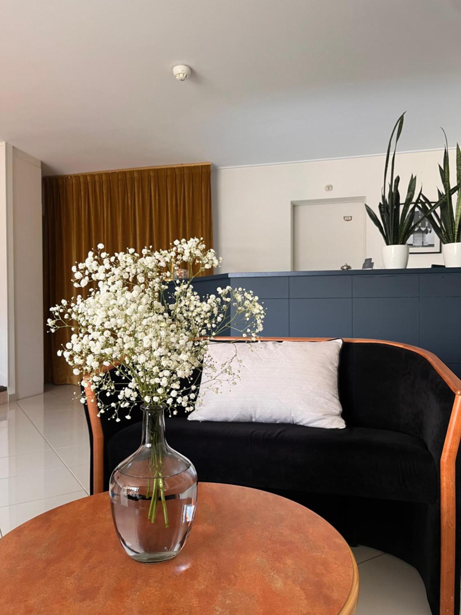 Le Temeraire Hotel Charolles Eksteriør billede